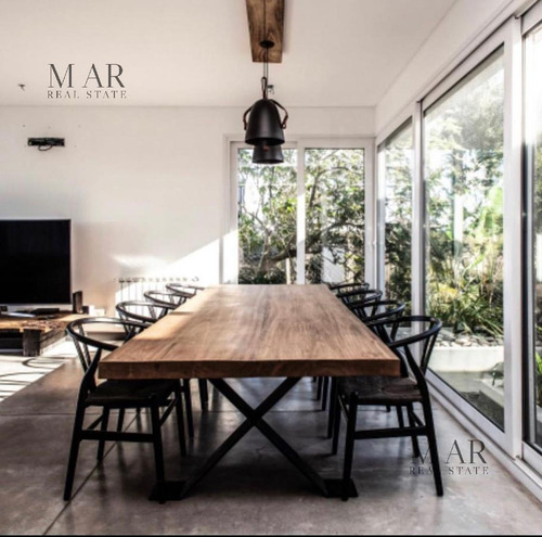 Imagen 16 de 30 de Casa En Venta Con Salida A La Laguna Central En Barrio El Golf Nordelta