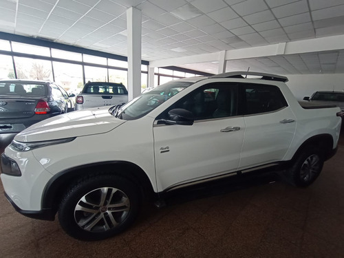 Fiat Toro 2.0 Volcano 4x4 At