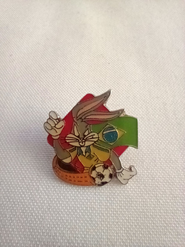 Pin Looney Tunes Mundial 98 Bugs Bunny Brasil