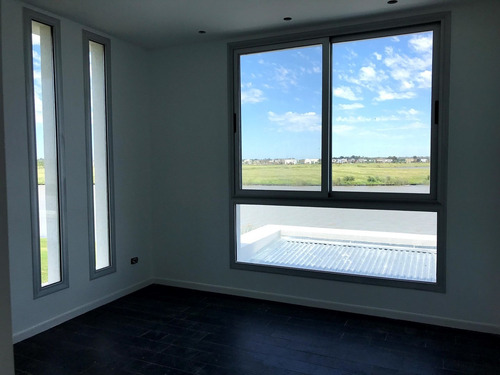 Casa En Venta Ubicado En Puertos - Muelles, Escobar