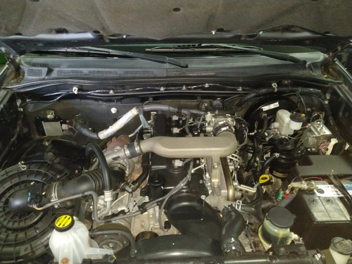 Toyota Hilux 4x4 Dx Pack 2.5 Td 2011 - Cabina Doble