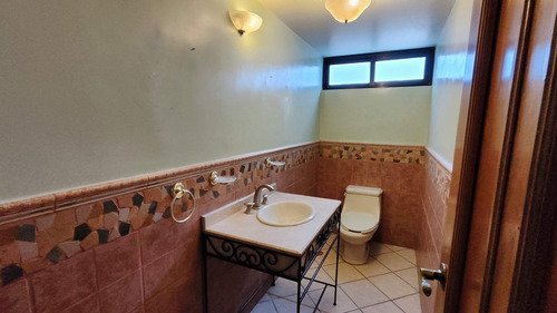 Imagen 15 de 30 de Casa En Venta En Jardines De La Concepción