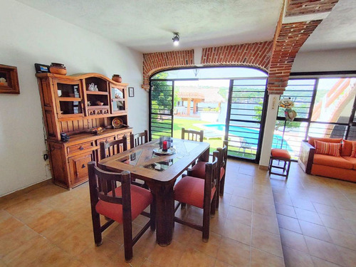 Casa En Privada En Tequesquitengo, Jojutla, Morelos - Ham-581-cp