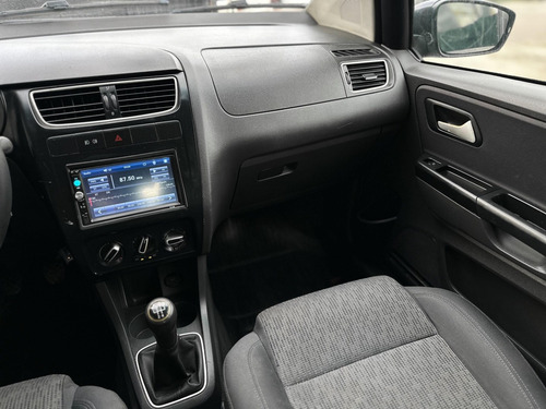 Volkswagen Fox 1.0 MI 8V FLEX 4P MANUAL