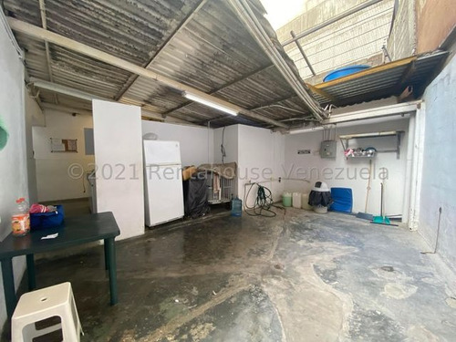 Casa Comercial En Venta Las Mercedes 25-14572