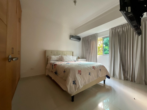 Imagen 12 de 21 de Apartamento En Alquiler En Bella Vista Amueblado, Cercano A Sectores Como Renacimiento, Mirador Sur, Urbanización Real, Anacaona, Bella Vista Norte, Cacicazgos, Rómulo Betancourt, Sarasota