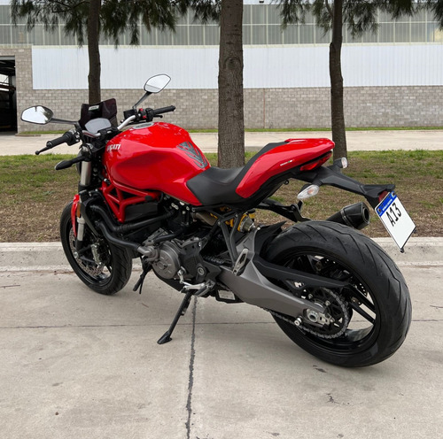 Ducati Monster 821