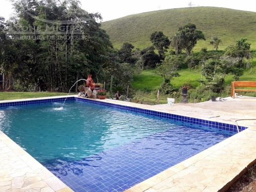 Imagem 2 de 15 de Casa Em Coqueiros - Paty Do Alferes - 2391