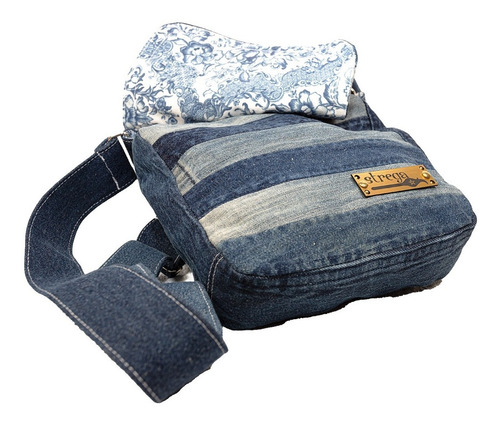 Imagen 4 de 10 de Bolso Mariconera De Mezclilla Reciclada Hecho A Mano