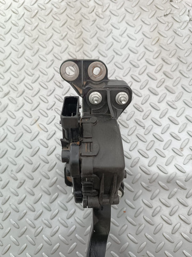 Pedal De Acelerador Nissan Frontier Pro-4x 4.0l V6 2015/2020 (Usado)