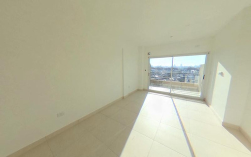 Imagen 5 de 20 de En Barrio Residencial A Metros De Congreso, 2 Ambientes Con Balcon