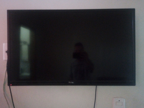 Imagem 1 de 3 de Tv Led Philco 32 Polegadas