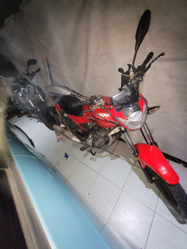 Moto Andando Y Al Día Sin Partes Ni Multas Detalles Minimos