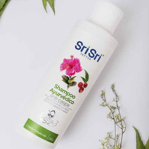 Imagen 2 de 3 de Shampoo Anti Caspa Ayurvédico Sri Sri Tattva X 200ml