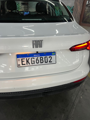 Fiat Cronos 1.0 Flex 4p