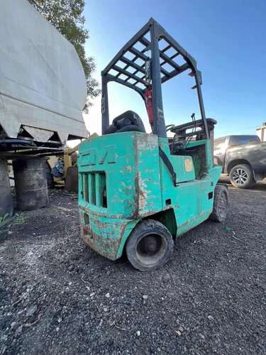 Autoelevador Tcm 2.5tn Diesel Isuzu Torre Containera Envios