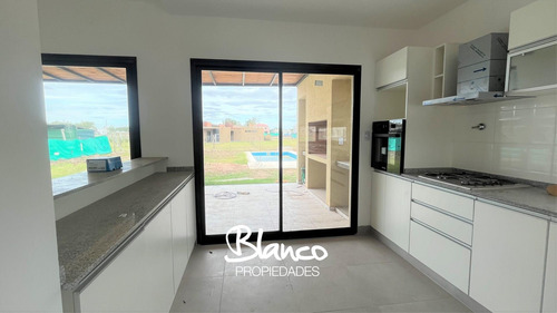 Casa En Venta En San Pablo, Pilar, G.b.a. Zona Norte