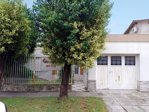 Castelar Norte - Venta - Casa 4 Ambientes