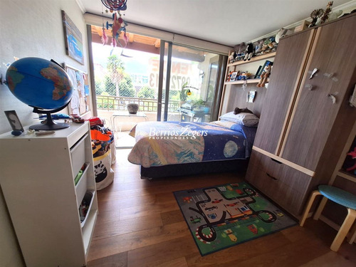 Departamento En Venta De 3 Dorm. San Carlos Apoquindo 2 E