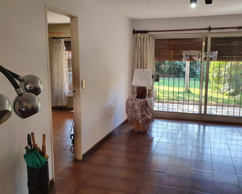 Excelente Chalet De 5 Ambientes.
