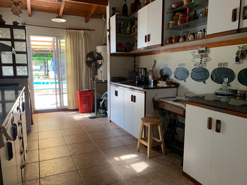 Casa En Venta 3 Dormitorios Granadero Baigorria