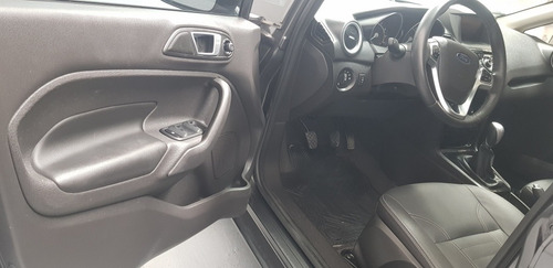 Ford Fiesta Kinetic Design 1.6 Titanium 120cv 2015