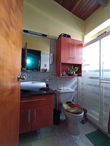 Imagen 14 de 17 de Se Vende Town House Amoblado En Urb Campo Claro, Av Bella Vista
