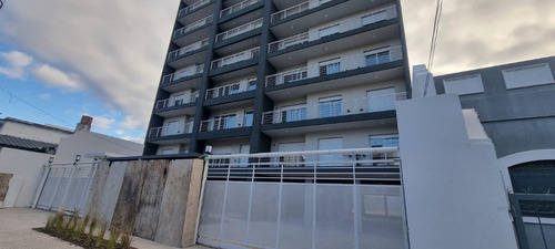 En Venta En Caseros Centro Nuevo Emprendimiento Departamentos De 1 - 2 - 3 Ambientes En Pozo . Financiacion Directa F: 9651