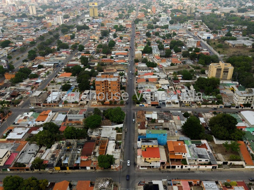 Terreno En Venta De 553 Mt2 En Excelente Ubicación Vial De Barquisimeto Cod 25 - 20770 Kw Katty Vasquez