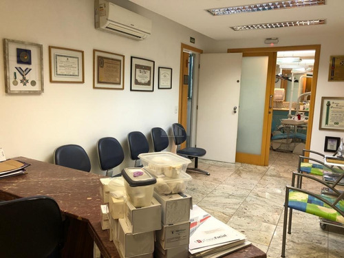 Sala Comercial Para Vender Com 30 M², No Bairro Santa Helena, Vitória/es - 1050