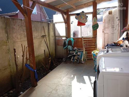 Casa En Venta De 4 Dorm. En Villarrica