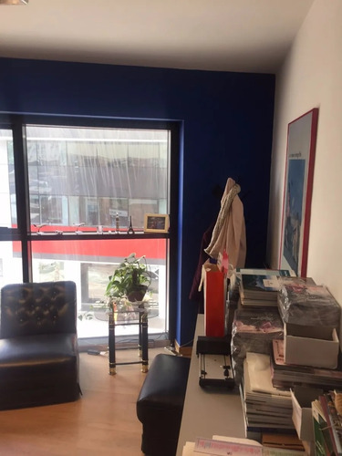 Venta Oficina Por Juncal Ciudad Vieja Montevideo