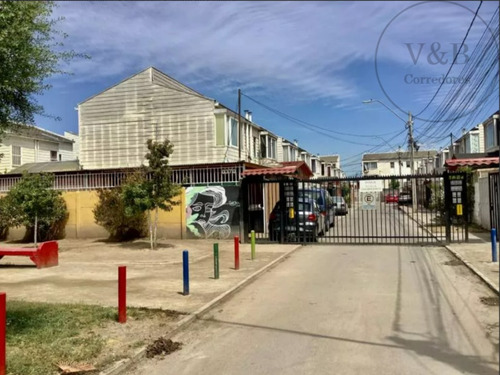 Av. Sta. Laura Con Lo Marcoleta, Se Vende Casa 3d Con 2 B.- 