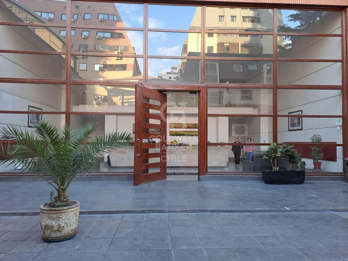 Metro Escuela Militar - Centro Médico Uc Christus