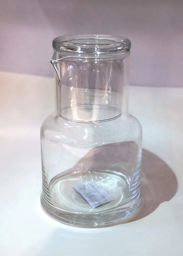 Imagen 3 de 3 de Botellón De Vidrio Con Vaso Tapa