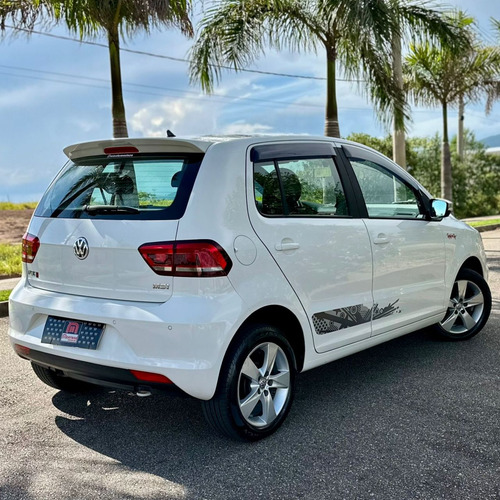 Volkswagen Fox Fox Rock in Rio 1.6 Mi Total Flex 8V 5p