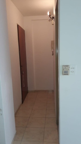 Imagen 3 de 10 de Departamento En Venta En Ciudadela