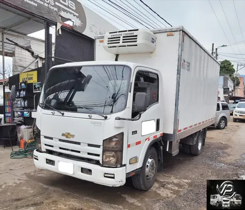 Camion Chevrolet Npr Furgon Aislado Modelo 2013