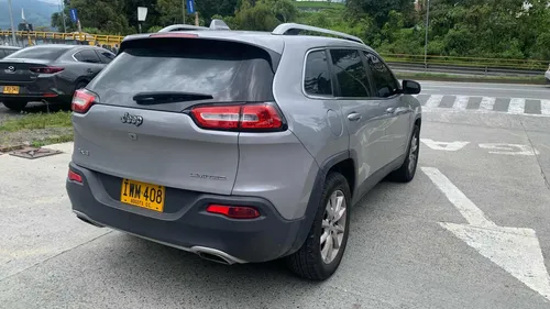 Jeep Cherokee 3.2 Limited at 3.2 4x4 modelo 2015