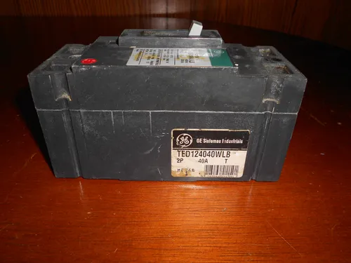 Disyuntor Breaker De 40 Amp. Ge. (Usado)