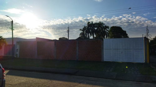 Lote En San Martin, Meta, Barrio Polo Club, Sector Exclusivo Y Tranquilo Cerca Al Centro