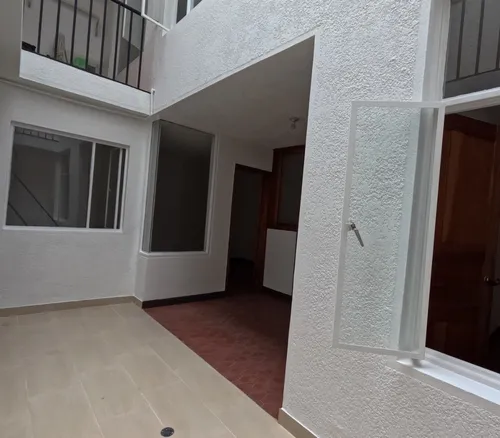 Arriendo Local Comercial Con Bodegaje Y/o Oficinas Prado Veraniego Norte Bogota.