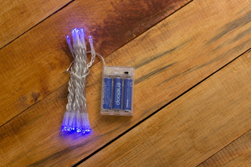 Imagen 1 de 1 de Serie De Luces Azules Cortas 30 Leds 3mt De Pilas Baterias