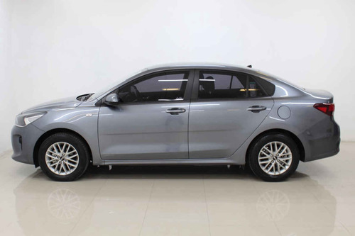 Imagen 2 de 15 de Kia Kia Rio Sedan 2019 4p Lx, 1.6 L Mpi Ta6, Ve, Ba, Bl, Ra