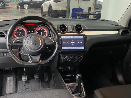 Suzuki Swift 1.2 Híbrido