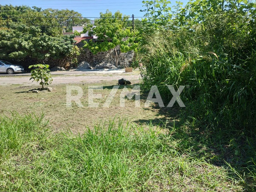 ¡construye Tu Casa De Campo! Terreno En Privada Con Vigilancia En Las Brisas