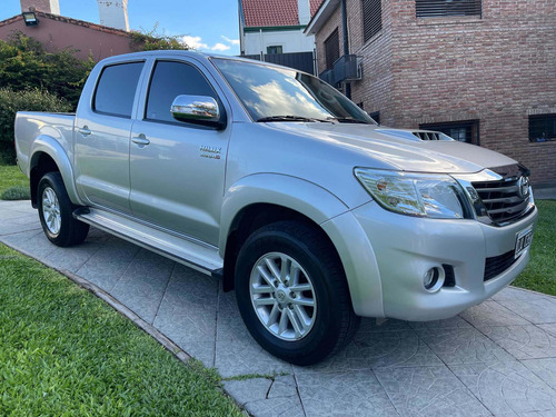 Toyota Hilux 3.0 Cd Srv Cuero 171cv 4x2 - E4 2014