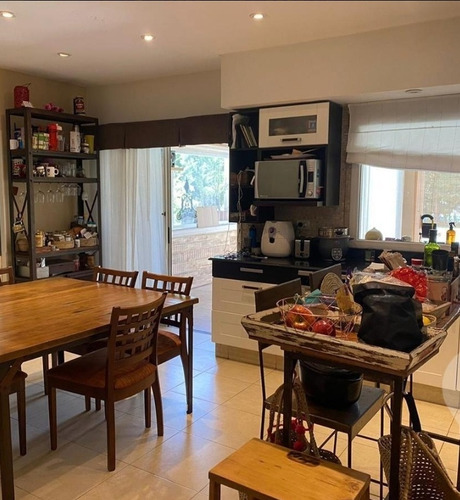 Casa En Venta 5 Ambientes En El Lauquen