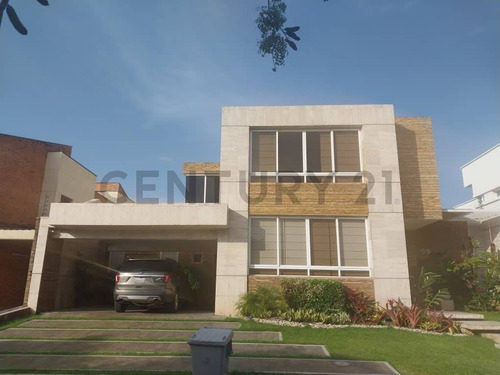 Century21 Guataparo Bienes Raices Casa En Venta En Lomas Del Country