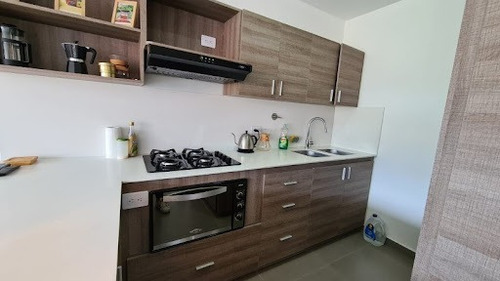 Imagen 9 de 24 de Apartamento En Arriendo Loma Del Escobero 622-17024